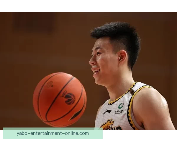 状元热门遭绝杀泪洒赛场反复直言太痛苦27分8篮板却难掩低效表现